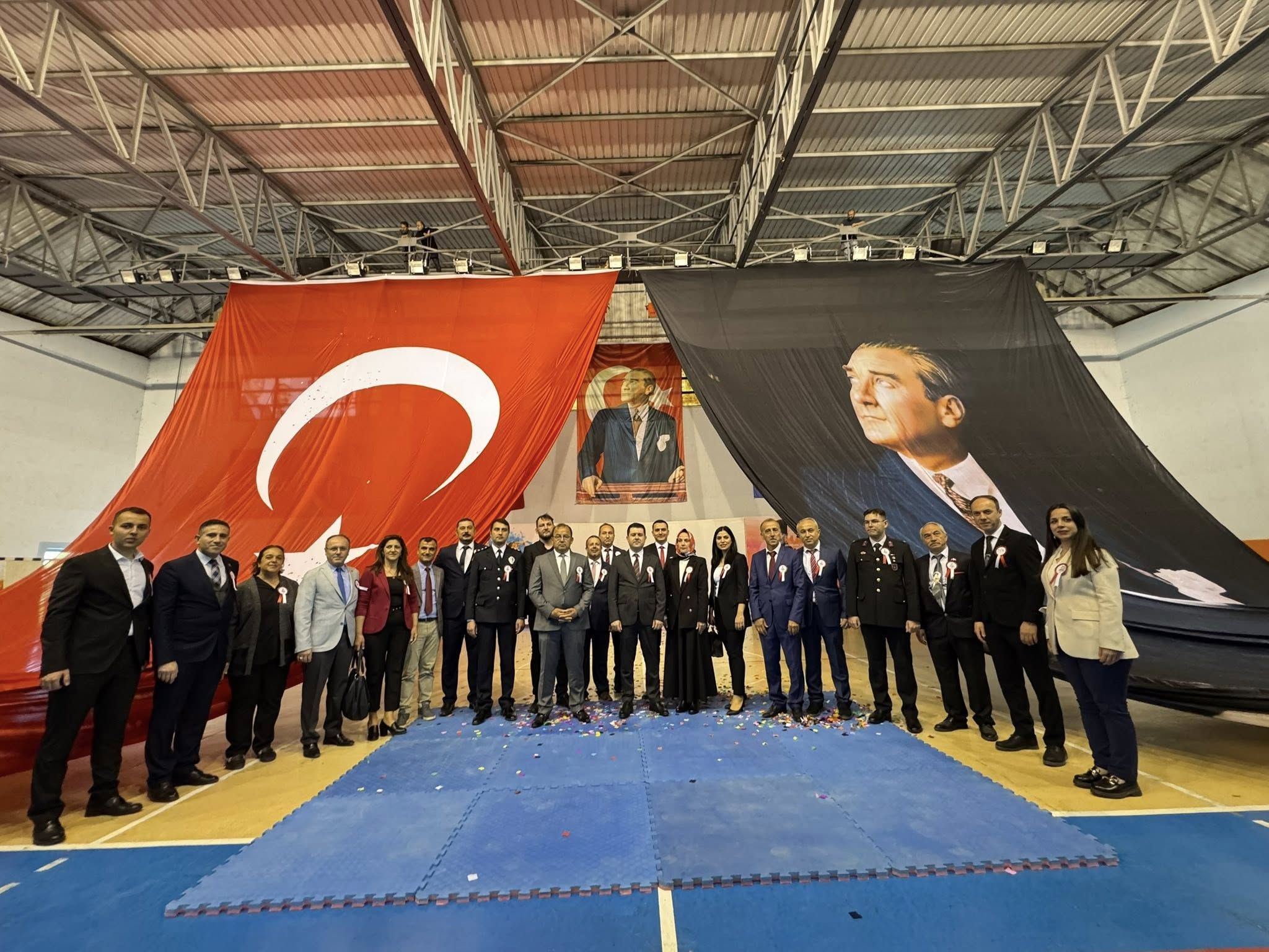 Gölyaka 19 Mayıs’ta Bayram Coşkusunu Kapalı Spor Salonu’nda Yaşadı